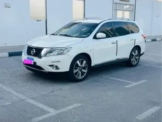 2015 Nissan Pathfinder in Sharjah used car