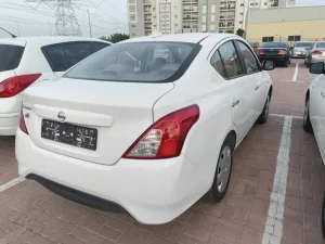 2024 نيسان صني XE
