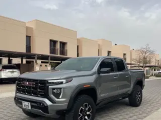 2024 GMC Canyon in Dubai used car