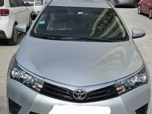 2016 تويوتا كورولا Hybrid LE