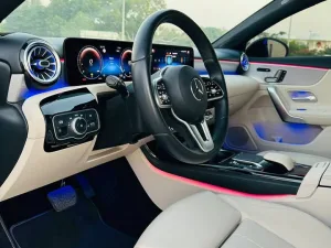 2021 مرسيدس-بنز الفئة - A A220 Sedan