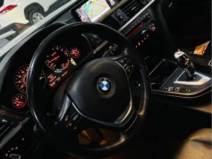 2014 بي أم دابليو الفئة - 3 323i