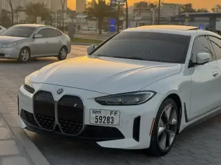 2023 BMW i4 في Dubai سيارة مستعملة