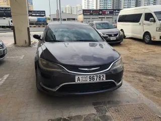 2015 Chrysler 200 in Dubai used car