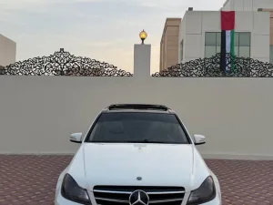 2013 مرسيدس-بنز آلفئة - C C200