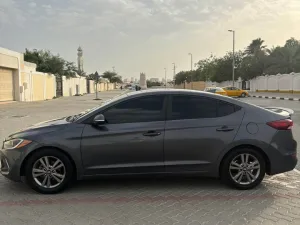 2018 هيونداي النترا SE