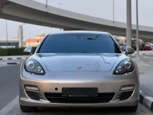 2013 بورش باناميرا 4S