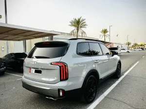 2023 Kia Telluride LX