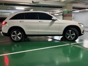 2019 Mercedes-Benz GLC GLC300