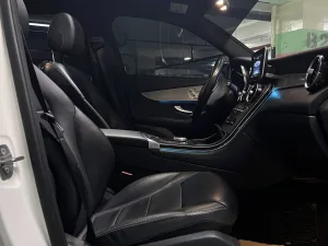 2019 Mercedes-Benz GLC GLC300