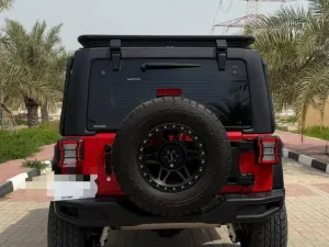 2016 جييب رانجلر انليميتد Sahara