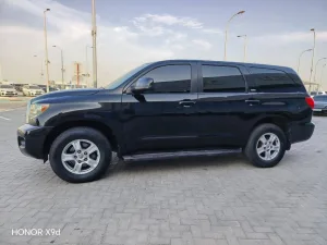 2013 تويوتا سيكويا Limited