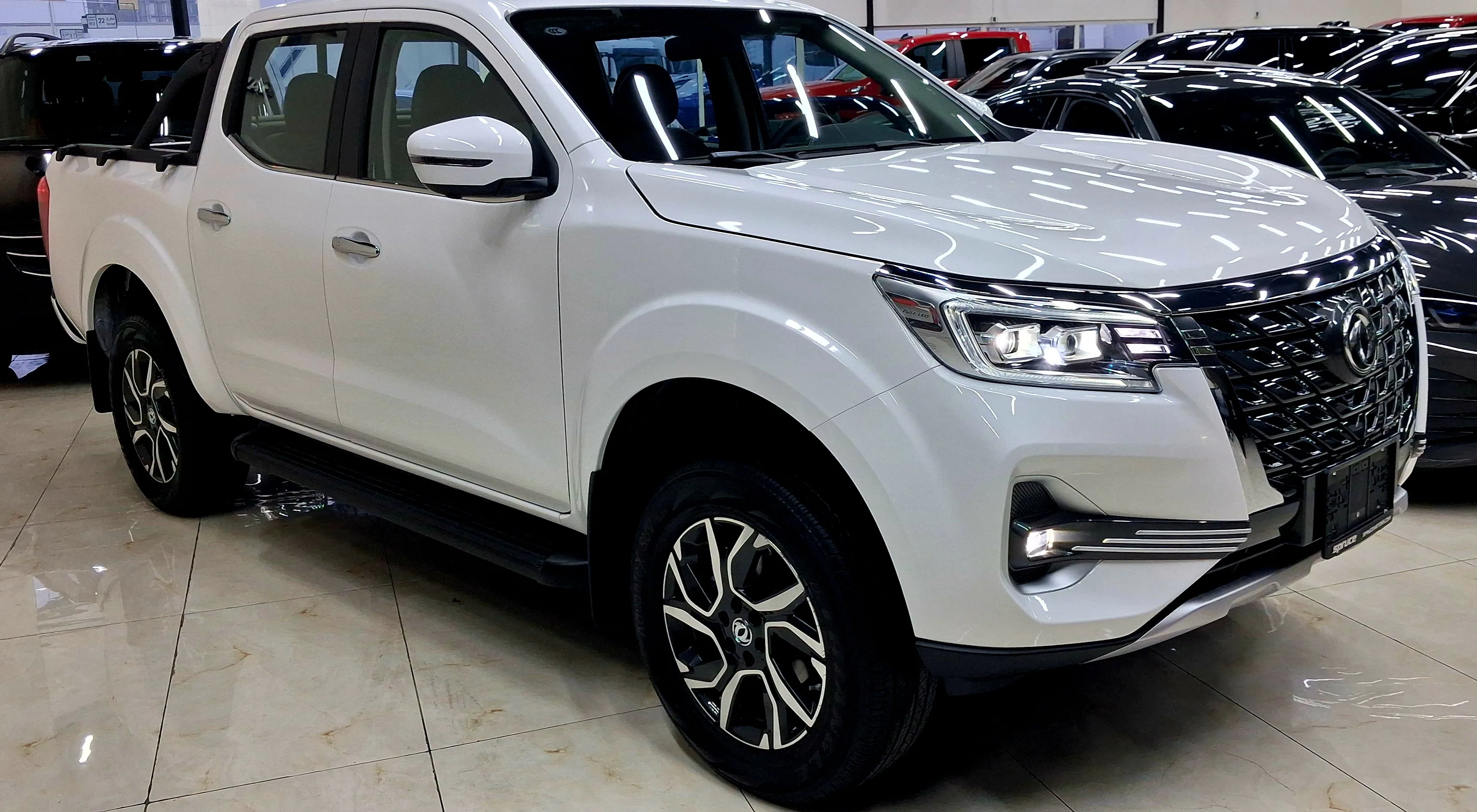 2025 Sparuce X300 4WD BY NISSAN (( NAVARA ))