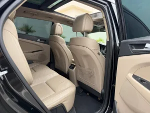 2016 هيونداي توسان Limited