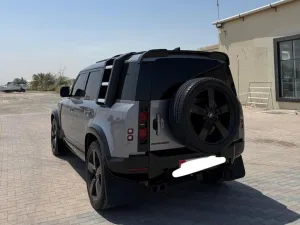 2020 لاند روفر ديفندر 110 First Edition