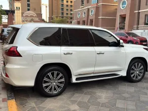 2016 Lexus LX 570