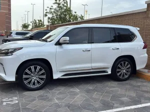 2016 Lexus LX 570