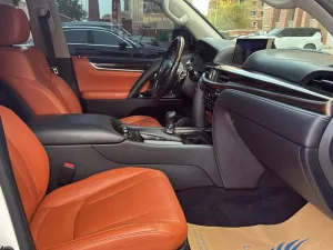 2016 Lexus LX 570