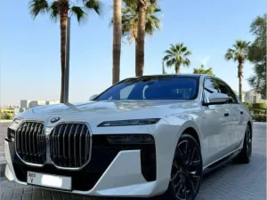 2023 بي أم دابليو الفئة - 7 760i
