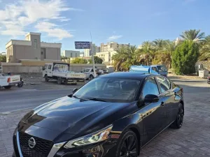 2022 Nissan Altima SR