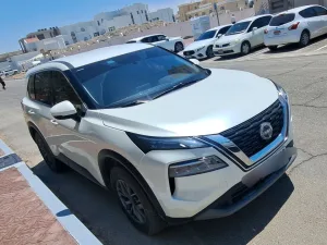 2025 نيسان اكس تريل ST