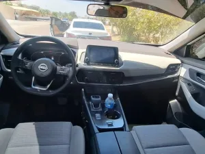2025 نيسان اكس تريل ST