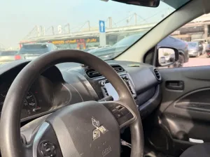 2019 ميتسوبيشي ميراج ES