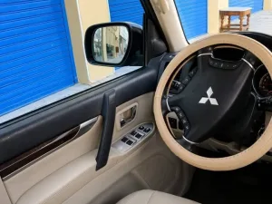 2010 Mitsubishi Pajero GLS