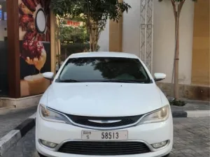 2015 كرايسلر ٢٠٠ Limited