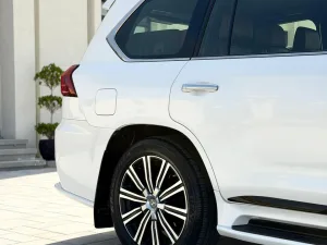 2018 Lexus LX 570