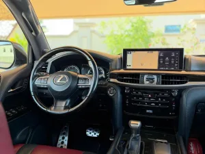 2018 Lexus LX 570
