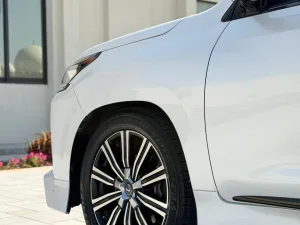 2018 Lexus LX 570