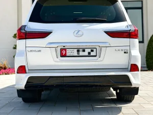 2018 Lexus LX 570