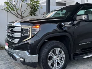 2024 GMC Sierra SLE