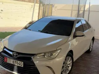 2016 Toyota Camry in Abu Dhabi used car