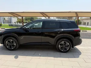2025 نيسان روج SV