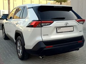 2024 تويوتا راف ٤