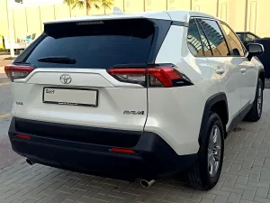 2024 تويوتا راف ٤