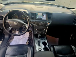 2018 نيسان باثفايندر LE