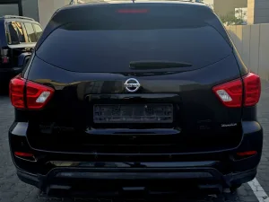 2018 نيسان باثفايندر LE