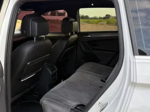 2020 فولجس فاجن تيغوان SE R-Line Black