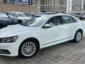 2017 Volkswagen Passat R