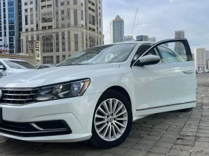 2017 Volkswagen Passat R