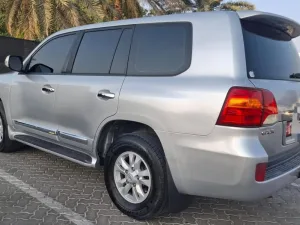 2008 تويوتا لاند كروزر GXR GT