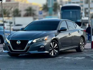 2020 Nissan Altima in Dubai used car