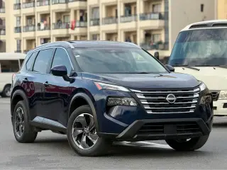 2024 Nissan Rogue in Dubai used car