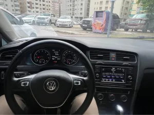 2021 فولجس فاجن جولف SE