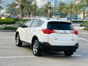 2015 تويوتا راف ٤ GX