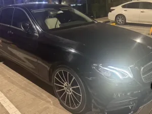 2017 مرسيدس-بنز الفئة - E E300