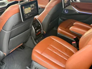 2019 BMW X7 M50i